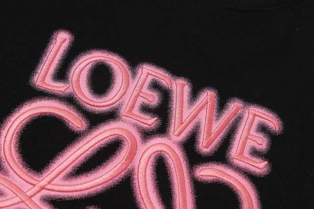 ロエベ LOEWE 23ss Neon 刺繍 半袖 Tシャツ 並行輸入品の通販はau PAY